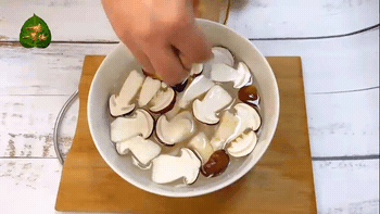 034922n7rigqiu0i7w62v7.gif