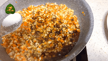 044358r607lu0z702ong7r.gif