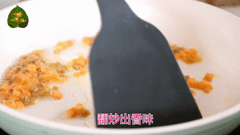 111033cupqtbbx2sp82uh8.gif