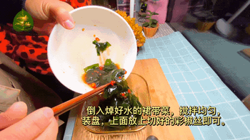 082616ry5r180r8zykakfn.gif