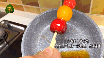 110402p9uuzzqqxxdwdq7d.gif